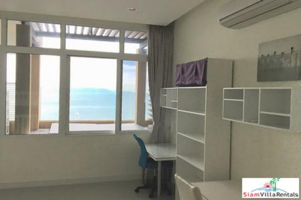 Super Luxury 4 Bedroom Absolute Beachfront Condominium in Pattaya Jomtien-3