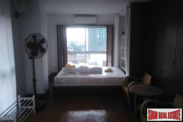 38 Mansion | Fully Renovated large 2 bed near Thonglor BTS.-5