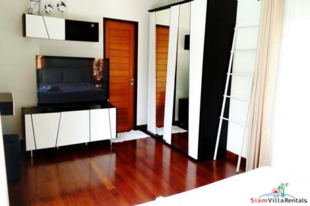 Modern Three-Bedroom Beach House Pool Villa in Banglamung Pattaya-3
