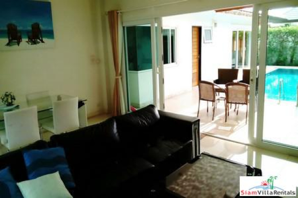 Modern Three-Bedroom Beach House Pool Villa in Banglamung Pattaya-5