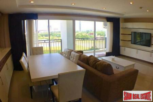 Modern 2 Bedrooms For Sale in Popular Condo in Jomtien Area For Quick Sale-10