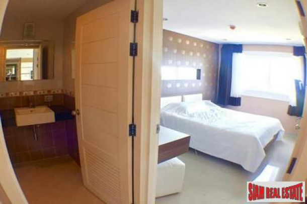Modern 2 Bedrooms For Sale in Popular Condo in Jomtien Area For Quick Sale-8