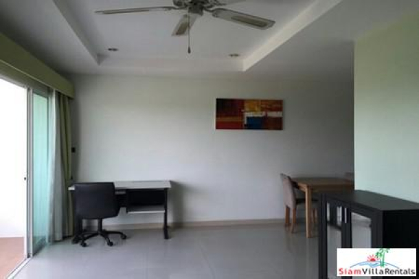 Cheap Large 1 Bedroom for Rent in Jomtien Area.-1