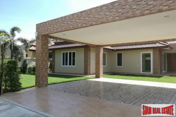Fabulous House with Private Swimming Pool Price REDUCED in East Pattaya-1