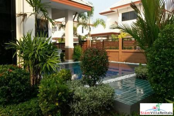 Bargain! Pool Villa for Rent in Na Jomtien Area East Pattaya-1