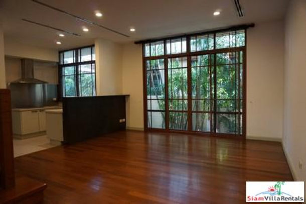 Baan Sansiri | Four bedroom Unfurnished Family Home for Rent in Gated Compound at Ekkamai BTS-8