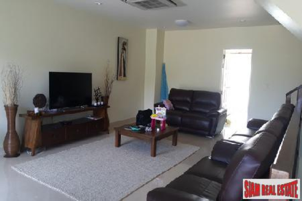 Large 3 bedroom Townhouse for Sale with Lake & Mountain Views, Chalong-4