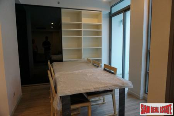Brand New Duplex and Triplex Townhouse Style Condo on Surawong-5