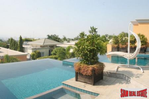 Luxury Hilltop 5 bedroom villa with incredible views to the city skyline and sea.-1