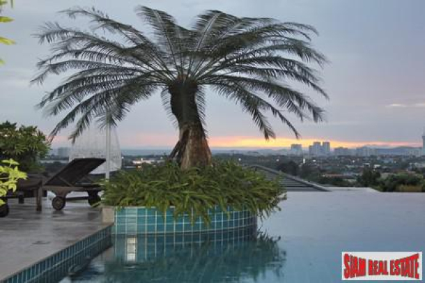 Luxury Hilltop 5 bedroom villa with incredible views to the city skyline and sea.-2