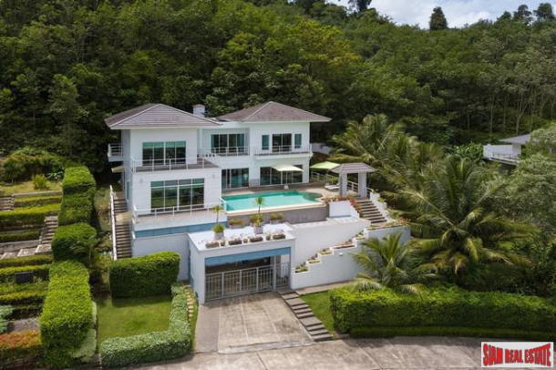 Botan Village | Large Modern 4 bedroom House with Views over Loch Palm Golf Course-21