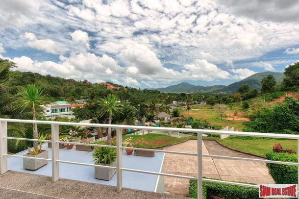 Botan Village | Large Modern 4 bedroom House with Views over Loch Palm Golf Course-4