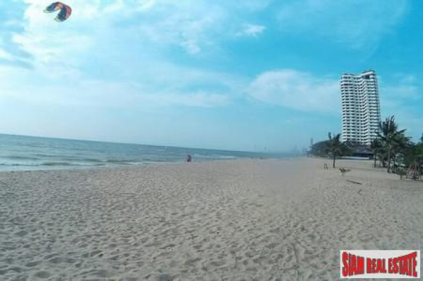 Beachfront Condo Resort Pattaya At Affordable Price-4