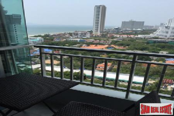 Luxury but Affordable on the Quiet South End of Jomtiend Beach Opposite of Jomtien Beach Road.-4
