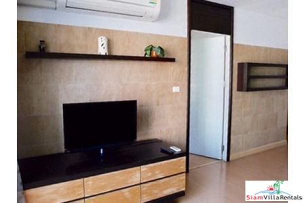 Plus 38 | Nice Quiet One Bedroom Condo for Rent in Thong Lo-2