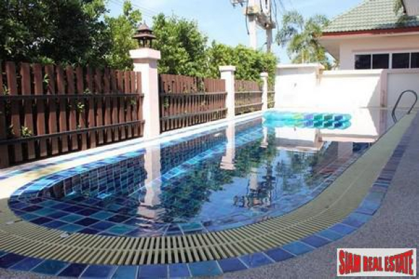 Hot Sale! Stunning  Beautiful Pool Villa with Beautiful Garden-1