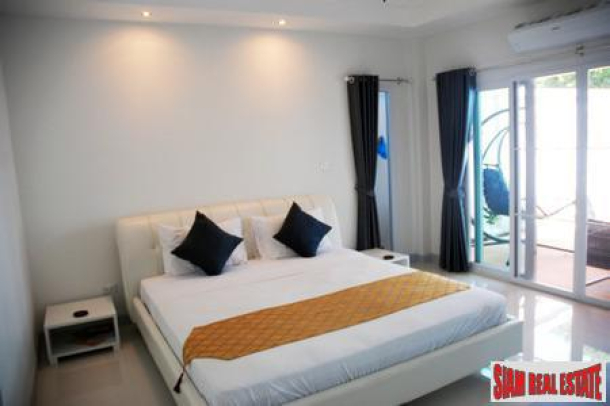 New Deluxe Pool Villa located in the Desirable Sea-Side area of Rawai, Phuket-10