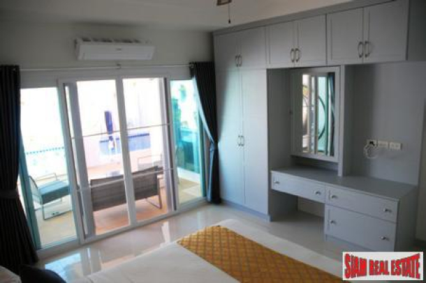 1 Bedroom 65 Sq.m. Resort Style Condominium on South Pattaya Road-11