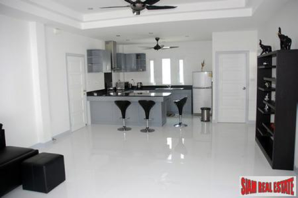 New Deluxe Pool Villa located in the Desirable Sea-Side area of Rawai, Phuket-5