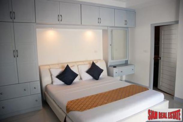 1 Bedroom 65 Sq.m. Resort Style Condominium on South Pattaya Road-7