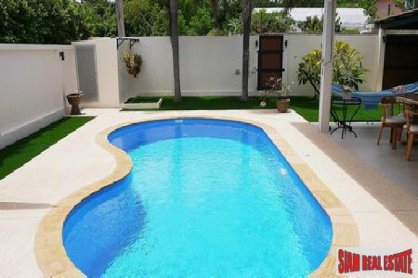 Bright and Modern Pool Villa in Rawai, Phuket-18