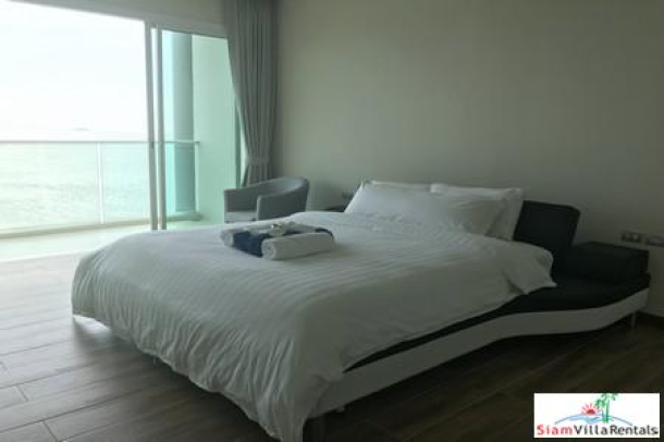 2 Bedrooms Absolute Beachfront Condominium with Full Panoramic Ocean View.-13