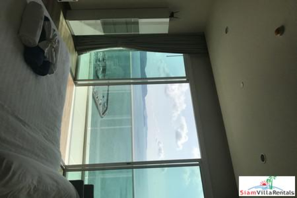 2 Bedrooms Absolute Beachfront Condominium with Full Panoramic Ocean View.-15