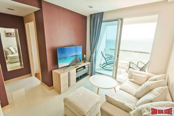 New Luxuriouse Modern Highrise Condo on Wongamat-Absolute Beachfront on Wongamat Beach-6