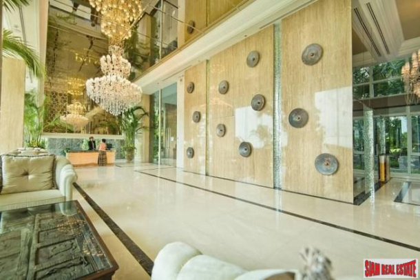 New Luxuriouse Modern Highrise Condo on Wongamat-Absolute Beachfront on Wongamat Beach-8