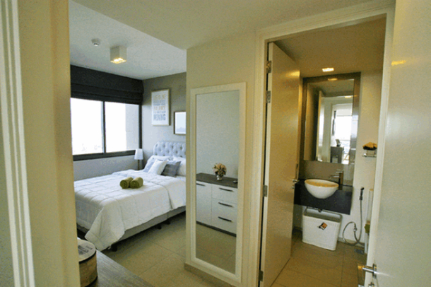 2 Bedroom Luxury Condo on The Base of Pratumnak Hills South Pattaya-3