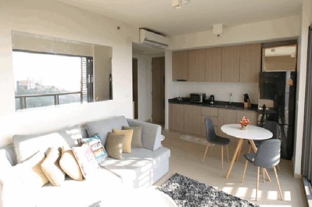 2 Bedroom Luxury Condo on The Base of Pratumnak Hills South Pattaya-4