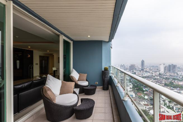 Ultimate Luxury 4 Bed River and City View Condo on the 40th Floor at Chao Phraya River-19