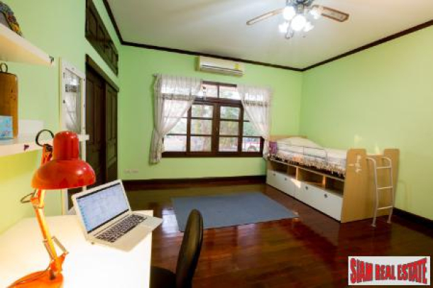 A Fantastic and Unique Opportunity in Hua Hin!  4 Bedroom House on 5 Rai of Land.-10
