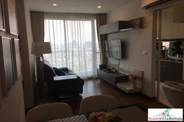 Two bedroom fully furnished condo for rent Chewathai Interchange, Taopoon-10
