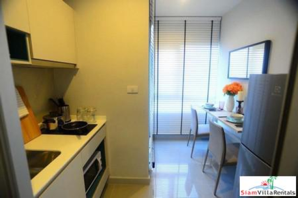 1 Bedroom Luxury High Rise with Fantastic Pools and Facilities for Rent-9