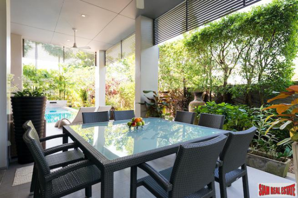 Best value 2 bedroom condo, modern and secure, 2 min walk to shops, central Pattaya-12