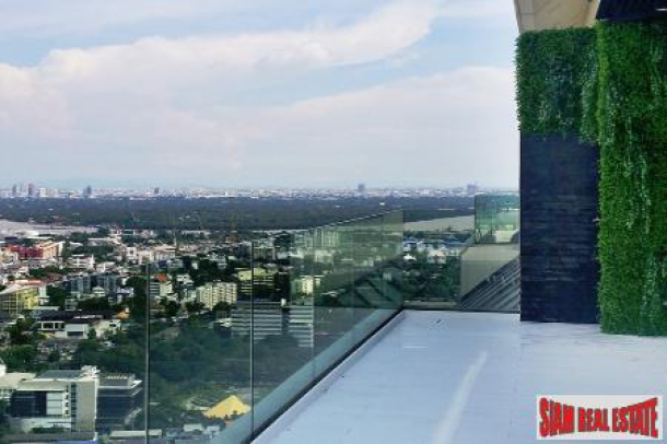 Sathorn Garden | Fantastic City Views from the Exclusive Duplex Penthouse in Bangkok-5