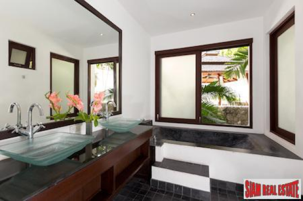 Sensitive Hill | Spacious and Tropical Three Bedroom Condo in Kathu-4