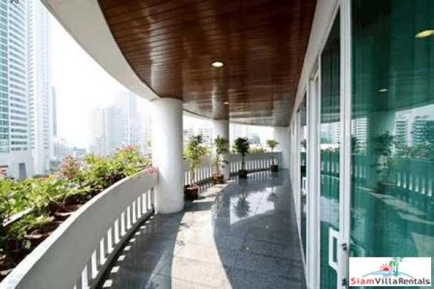 GM Tower | Spacious 3 Bed Condo with Big Balconies for Rent at Sukhumvit 20-4