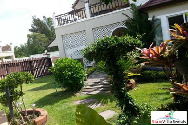 3 Bedroom House with outdoor jacuzzi for Rent in East Pattaya-4
