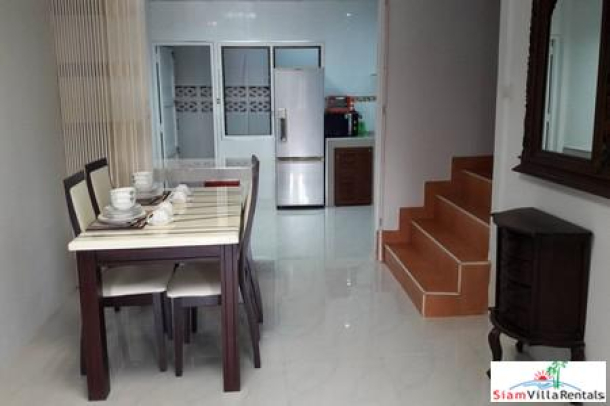 2 Bedrooms Town House For Rent in South Pattaya-6