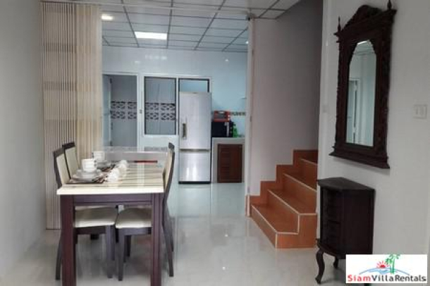 2 Bedrooms Town House For Rent in South Pattaya-9