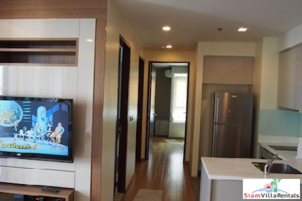 Deluxe Two Bedroom Condominium for Rent on the 18th Floor at Asoke-8