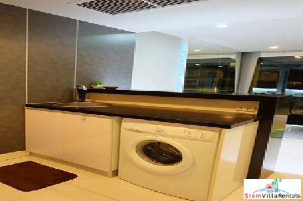 Best value 1 bedroom condo, modern and secure, 1 min walk to Mall, central Pattaya-10