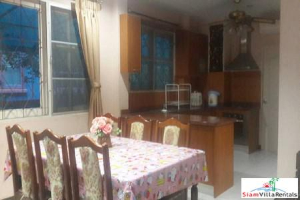 A Big Beautiful 4 Bedrooms House Just 250 Meters from Jomtien Beach!-4