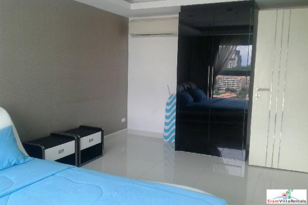 Luxurious Large 3 Beds Condo for Rent On Pratumnak Hills Pattaya Very near Cosy Beach-14