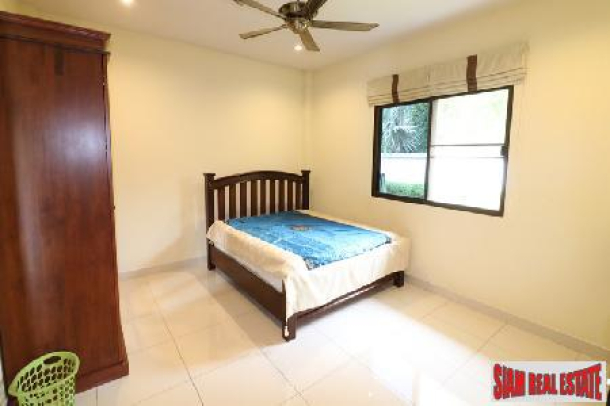 Single house with separate guest house en-suit-12