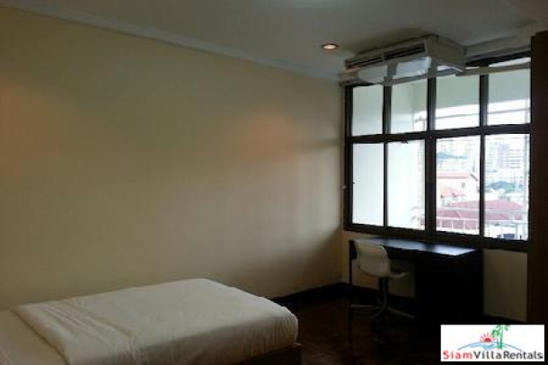 Swasdi | Great 3 Bedroom 2 Bath Pet Friendly Corner Unit for Rent in the Sukhumvit 31 Area-13