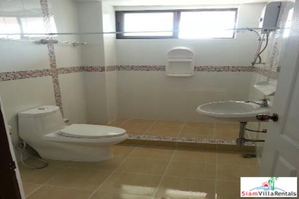 Swasdi | Great 3 Bedroom 2 Bath Pet Friendly Corner Unit for Rent in the Sukhumvit 31 Area-3