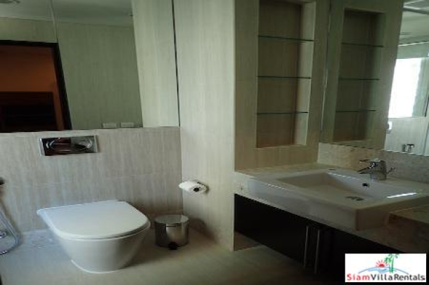 Spacious and Modern Two Bedroom, Three Bath Apartment for Rent in Chit Lom, Bangkok-8